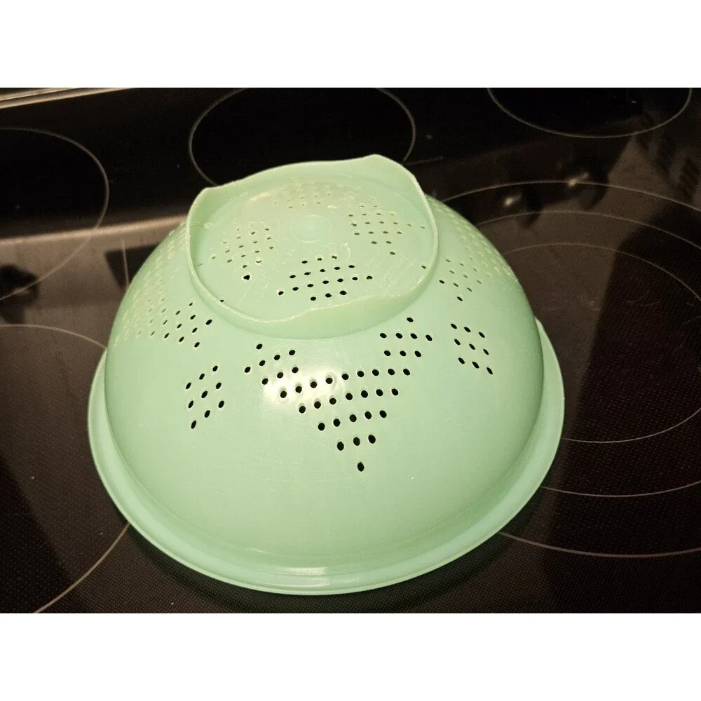 Vintage Tupperware Jadeite Green 9'' Pasta Strainer Colander W Lid #339 & #516